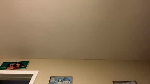 Snapshot of smokeymt420 chatting on March 2025 05:03:02 AM smokeymt420 online show from March 2025 05:03:02 AM