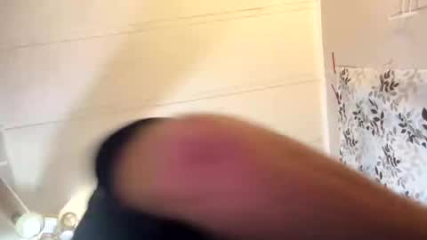 smokeymt420 online show from November 2025 11:09:01 PM