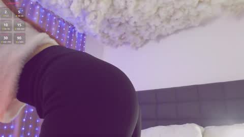 Sonja online show from April 2026 08:36:01 PM