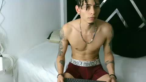 Snapshot of smooke_skinny chatting on January 2025 06:31:02 AM Daniel Aston online show from January 2025 06:31:02 AM