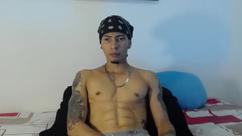Snapshot of smooke_skinny chatting on September 2025 06:53:02 PM Daniel Aston online show from September 2025 06:53:02 PM