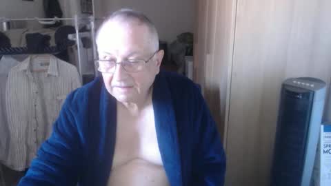 Snapshot of smoothmutton chatting on October 2025 09:17:01 AM smoothmutton online show from October 2025 09:17:01 AM