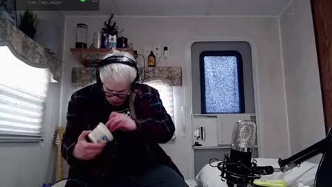 Viiscount  Snarfle Von Snarfenberg online show from March 2025 10:02:02 PM