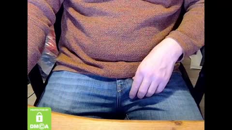 Sneakybill online show from December 2024 07:00:01 PM