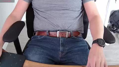 Sneakybill online show from March 2026 07:35:01 AM