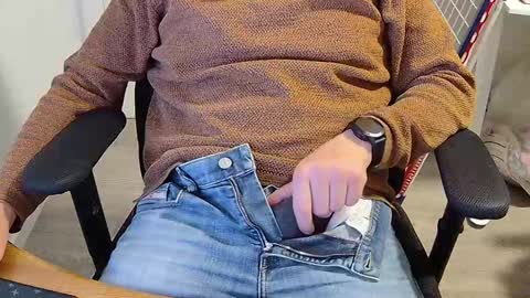 Snapshot of sneakybill82 chatting on April 2026 09:02:02 PM Sneakybill online show from April 2026 09:02:02 PM