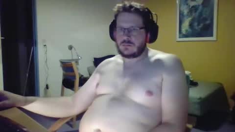 Snapshot of snebolden chatting on January 2025 05:09:01 PM snebolden online show from January 2025 05:09:01 PM