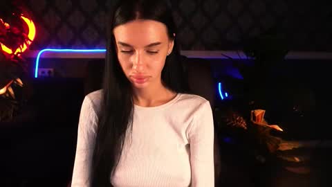 Snapshot of snow_whiteeex chatting on September 2025 05:51:02 AM snow_whiteeex online show from September 2025 05:51:02 AM