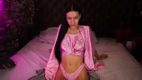 Snapshot of snow_whiteeex chatting on November 2025 06:38:02 AM snow_whiteeex online show from November 2025 06:38:02 AM