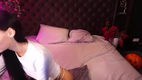 Snapshot of snow_whiteeex chatting on November 2025 06:34:01 AM snow_whiteeex online show from November 2025 06:34:01 AM