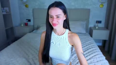 Snapshot of snow_whiteeex chatting on June 2026 04:10:01 AM snow_whiteeex online show from June 2026 04:10:01 AM