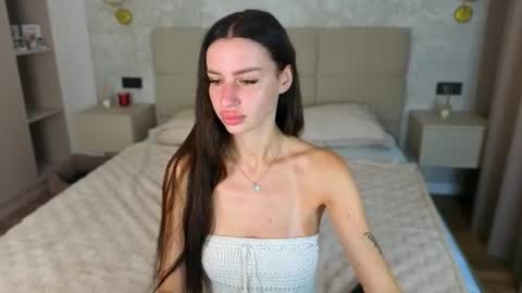 Snapshot of snow_whiteeex chatting on July 2026 05:33:02 AM snow_whiteeex online show from July 2026 05:33:02 AM