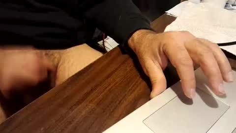 Snapshot of snowboarder699 chatting on October 2025 09:30:01 PM watchmecum online show from October 2025 09:30:01 PM