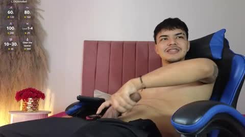 Snapshot of snowlann chatting on October 2025 06:57:02 PM Snow online show from October 2025 06:57:02 PM