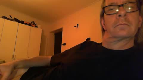 snub71 online show from February 2025 07:17:02 PM