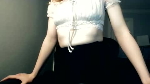 Snapshot of snuggle_b0t chatting on March 2025 04:03:02 AM snuggle_b0t online show from March 2025 04:03:02 AM