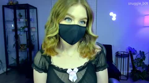 Snapshot of snuggle_b0t chatting on September 2025 03:41:01 AM snuggle_b0t online show from September 2025 03:41:01 AM