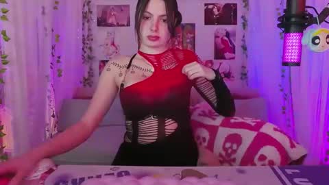 socvnt online show from May 2026 01:00:01 AM