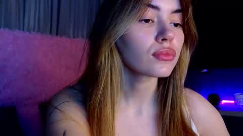 Snapshot of sofa__bloom chatting on December 2025 09:29:01 AM Sofia online show from December 2025 09:29:01 AM