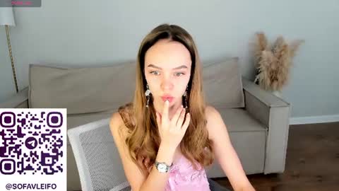 Snapshot of sofa_vleifo chatting on June 2026 01:05:02 AM Sofa online show from June 2026 01:05:02 AM