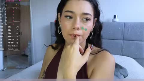 Snapshot of soffimoon_ chatting on May 2026 08:17:01 PM IG Soffimoon I THANK YOU FOR LEAVING YOUR FOLLOW online show from May 2026 08:17:01 PM
