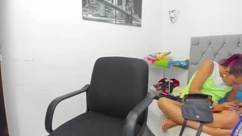 Snapshot of sofi_and_santy chatting on November 2025 12:55:02 AM SOFI AND SANTY online show from November 2025 12:55:02 AM