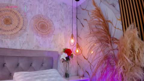 Snapshot of sofi_lovely_ chatting on March 2026 07:52:02 PM .... . . .... online show from March 2026 07:52:02 PM