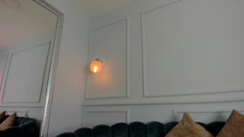 Snapshot of sofi_moreno chatting on December 2024 11:44:01 AM Sofi online show from December 2024 11:44:01 AM