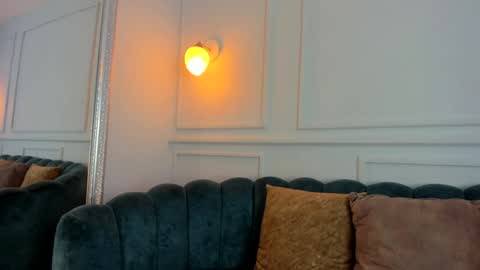 Snapshot of sofi_moreno chatting on December 2024 12:49:01 PM Sofi online show from December 2024 12:49:01 PM