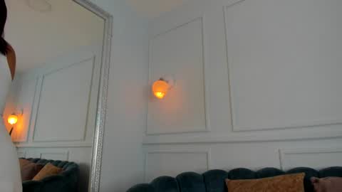 Snapshot of sofi_moreno chatting on December 2024 11:41:02 AM Sofi online show from December 2024 11:41:02 AM