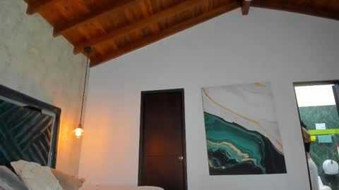 Snapshot of sofi_moreno chatting on November 2025 11:24:01 AM Sofi online show from November 2025 11:24:01 AM