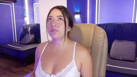 Susy online show from April 2026 06:52:02 PM