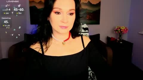 Snapshot of sofia_ford chatting on April 2026 07:17:02 AM Sofia online show from April 2026 07:17:02 AM