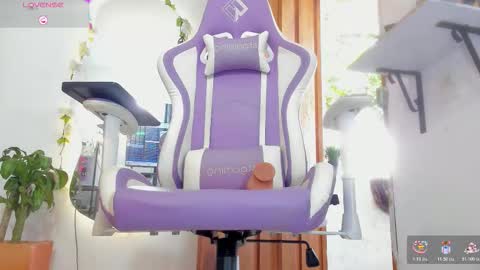 sofia online show from December 2025 02:35:01 PM