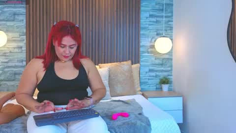 Snapshot of sofia_gutierrez_x chatting on June 2026 04:00:02 PM sofia_gutierrez_x online show from June 2026 04:00:02 PM
