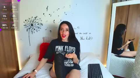 Sofia Kuleth  online show from November 2025 01:17:01 AM