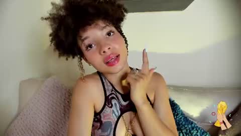 Snapshot of sofia_kay_ chatting on June 2026 08:18:01 PM S O F I A online show from June 2026 08:18:01 PM
