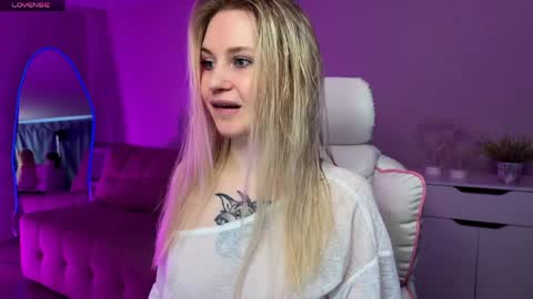 Sofia online show from April 2026 03:05:01 AM