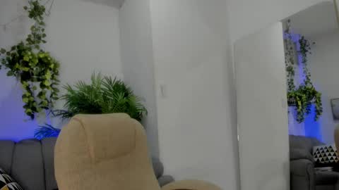 sofia_malori online show from January 2026 10:52:02 AM