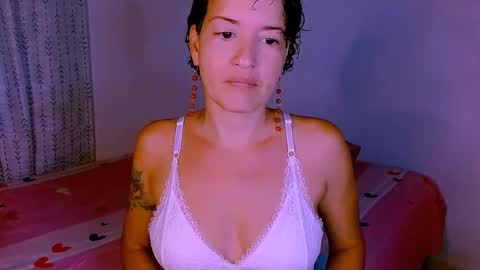 Snapshot of sofia_mark20 chatting on September 2025 09:29:02 PM Sofia  online show from September 2025 09:29:02 PM