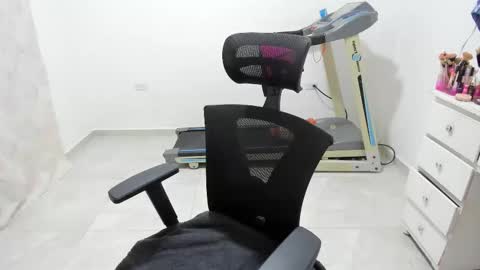 sofia_new online show from September 2025 02:46:02 AM