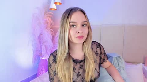 Snapshot of sofia_pamela chatting on January 2025 10:12:02 PM SOFIA PAMELA online show from January 2025 10:12:02 PM