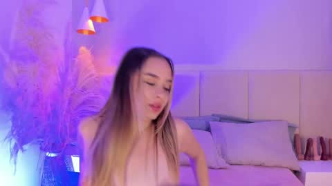 Snapshot of sofia_pamela chatting on February 2025 07:08:02 PM SOFIA PAMELA online show from February 2025 07:08:02 PM