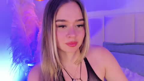 Snapshot of sofia_pamela chatting on March 2025 01:22:01 AM SOFIA PAMELA online show from March 2025 01:22:01 AM