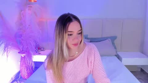 Snapshot of sofia_pamela chatting on March 2025 07:16:02 PM SOFIA PAMELA online show from March 2025 07:16:02 PM