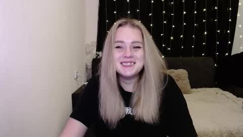 Snapshot of sofia_rosemary chatting on December 2024 07:44:01 PM sofia_rosemary online show from December 2024 07:44:01 PM