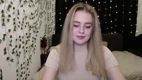 Snapshot of sofia_rosemary chatting on January 2025 02:28:01 PM sofia_rosemary online show from January 2025 02:28:01 PM