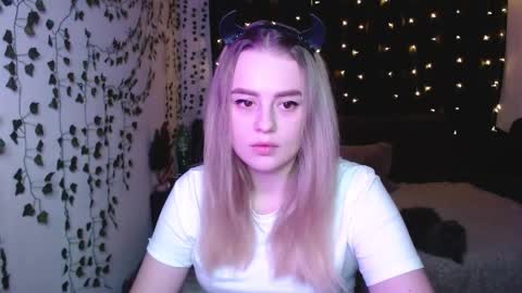 Snapshot of sofia_rosemary chatting on February 2025 12:47:01 PM sofia_rosemary online show from February 2025 12:47:01 PM