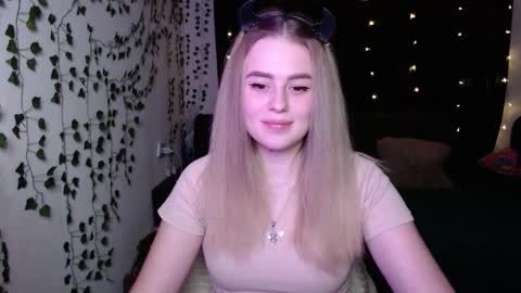 Snapshot of sofia_rosemary chatting on February 2025 01:06:01 PM sofia_rosemary online show from February 2025 01:06:01 PM