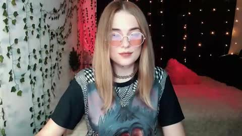 Snapshot of sofia_rosemary chatting on September 2025 01:49:01 PM sofia_rosemary online show from September 2025 01:49:01 PM